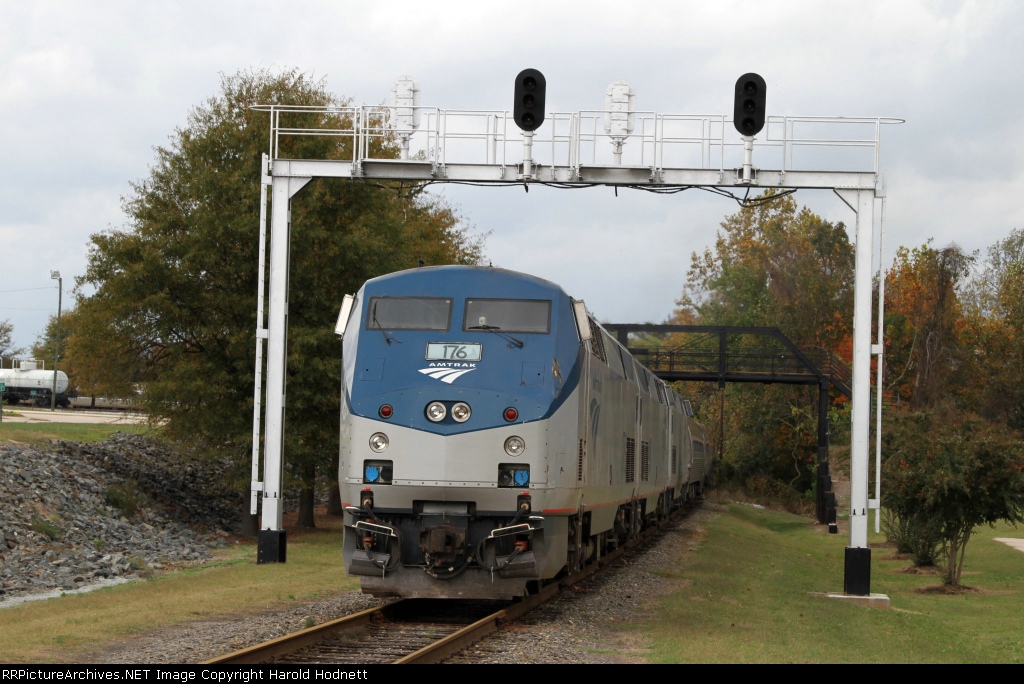 AMTK 176 is on the lead of the autumn special train parked at the NCTM